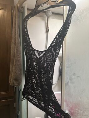 Source Unknown Black Lace Women's Sleeveless Bodysuit
